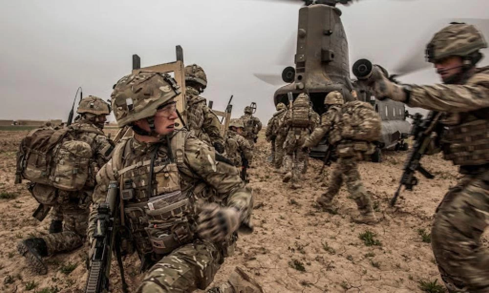 Τέλος οι κοινές στρατιωτικές επιχειρήσεις Βρετανίας-Ευρωπαϊκής Ένωσης